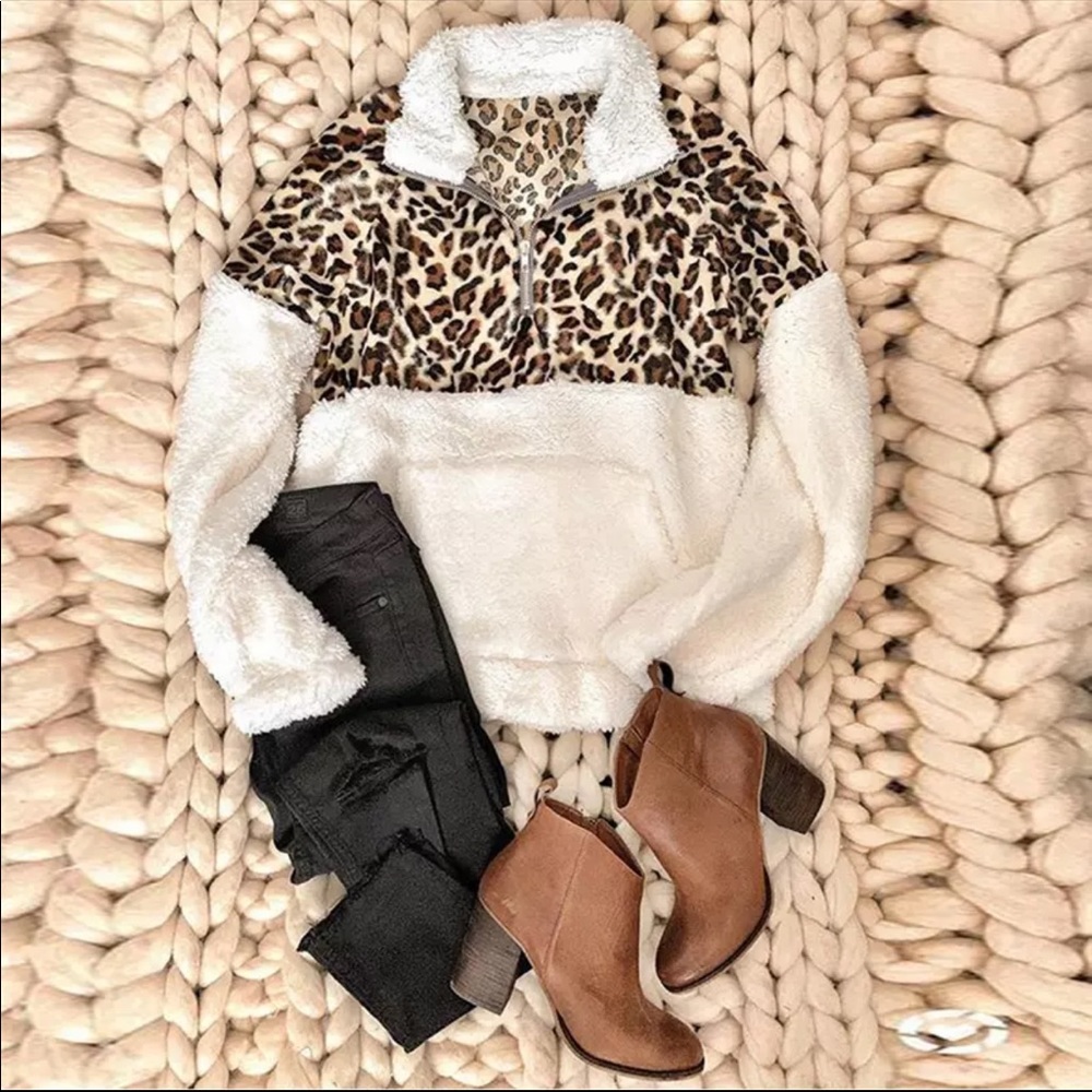 Leopard Print White Sherpa Fleece Pullover - Picture 3 of 8